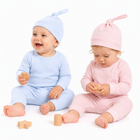 Individuell Bedruckter Druckknopf-Strampler für Neugeborene mit Mütze und Lätzchen 3-teiliges Set Weicher 100% Baumwoll-Babybody