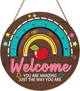 Bienvenue dans notre classe - Plaque de porte en bois - Décoration de <span class=keywords><strong>rentrée</strong></span> <span class=keywords><strong>scolaire</strong></span> - Fournitures <span class=keywords><strong>pour</strong></span> enseignants - Plaque ronde suspendue <span class=keywords><strong>pour</strong></span> <span class=keywords><strong>la</strong></span> <span class=keywords><strong>maternelle</strong></span> et <span class=keywords><strong>la</strong></span> pré<span class=keywords><strong>maternelle</strong></span> - Product Image 3