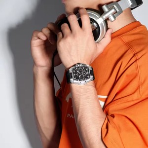 <span class=keywords><strong>Reloj</strong></span> Cronógrafo Multifuncional NAVIFORCE 6113 para Hombre, <span class=keywords><strong>Manecillas</strong></span> Luminosas, Calendario, Segundero Continuo, Resistente al Agua 5ATM, Correa de Silicona - Product Image 6