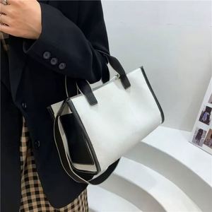 Bolso Tote Blanco Resistente para Mujer, Impermeable, Reutilizable, con Asa de Cinta y Bonito Inserto Tejido, Ideal para Compras Diarias y Uso en Barco - Product Image 5