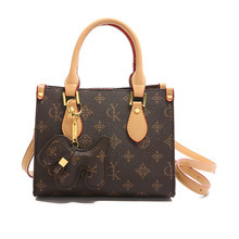 <span class=keywords><strong>Sac</strong></span> à <span class=keywords><strong>main</strong></span> tendance pour femme 2026 – Design français élégant en cuir végétalien pour le voyage et l'usage quotidien - Product Image 1