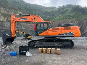 Excavadora de cadenas Develon DX380HD, excavadora hidráulica para minería, máquina para movimiento de tierras en canteras - Product Image 1