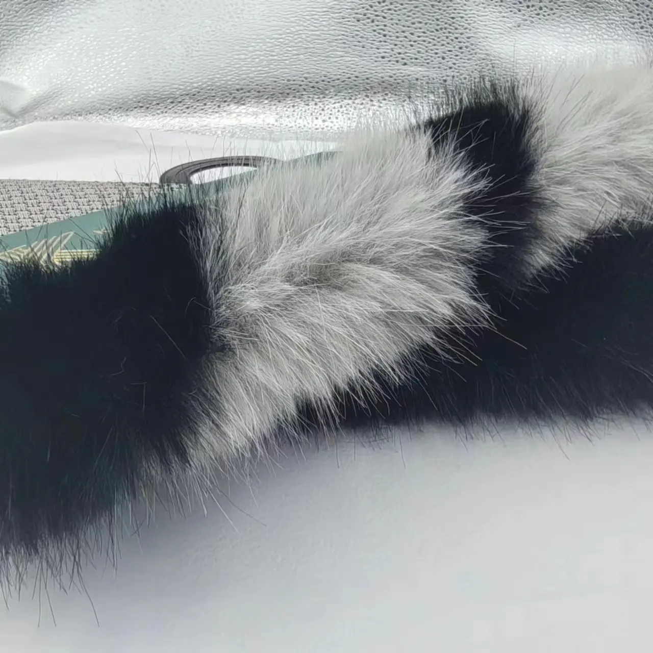 hot selling high quality print fox faux fur 1200g fabric for winter woman collar