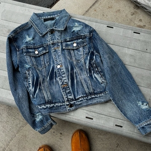 YSJY Fabricante OEM, Conjunto <span class=keywords><strong>de</strong></span> Chaqueta y Pantalón <span class=keywords><strong>Vaquero</strong></span> <span class=keywords><strong>de</strong></span> Mezclilla con Estampado Otoñal, Transpirable, a la Moda, <span class=keywords><strong>para</strong></span> <span class=keywords><strong>Hombre</strong></span>, Estilo Casual Urbano, <span class=keywords><strong>de</strong></span> Algodón - Product Image 2