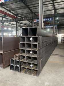 Nhà máy trực tiếp Đen thép rỗng phần 18x18 carbon thấp hình chữ nhật Ống Q235 A36 Cấu trúc ống vuông - Product Image 4