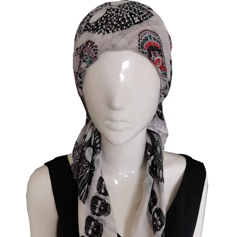 スカルプリントファッショナブルなヘッドカバースカーフ手作りジュエリースクエアスカーフ女性用