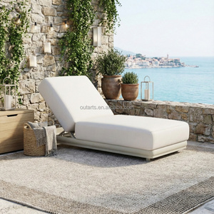 Chaise longue d'extérieur haut <span class=keywords><strong>de</strong></span> gamme avec structure en aluminium robuste et <span class=keywords><strong>coussin</strong></span> en éponge épaisse imperméable pour patio et bord <span class=keywords><strong>de</strong></span> piscine - Product Image 1