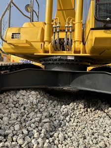 รถขุดตีนตะขาบ Komatsu PC200 มือสอง สภาพดี ดูแลรักษาอย่างดี รถขุด Komatsu PC200 มือสองสภาพดี ขายดี มีสินค้าในสต็อก - Product Image 3