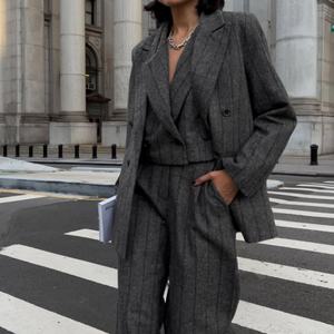 Nouvel arrivage : Ensemble trois pièces en lin pour femme – Veste ample à revers et pantalon droit décontracté à taille élastique - Product Image 2