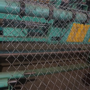 Machine à clôtures en treillis métallique approuvée ISO avec vente directe d'usine - Product Image 5