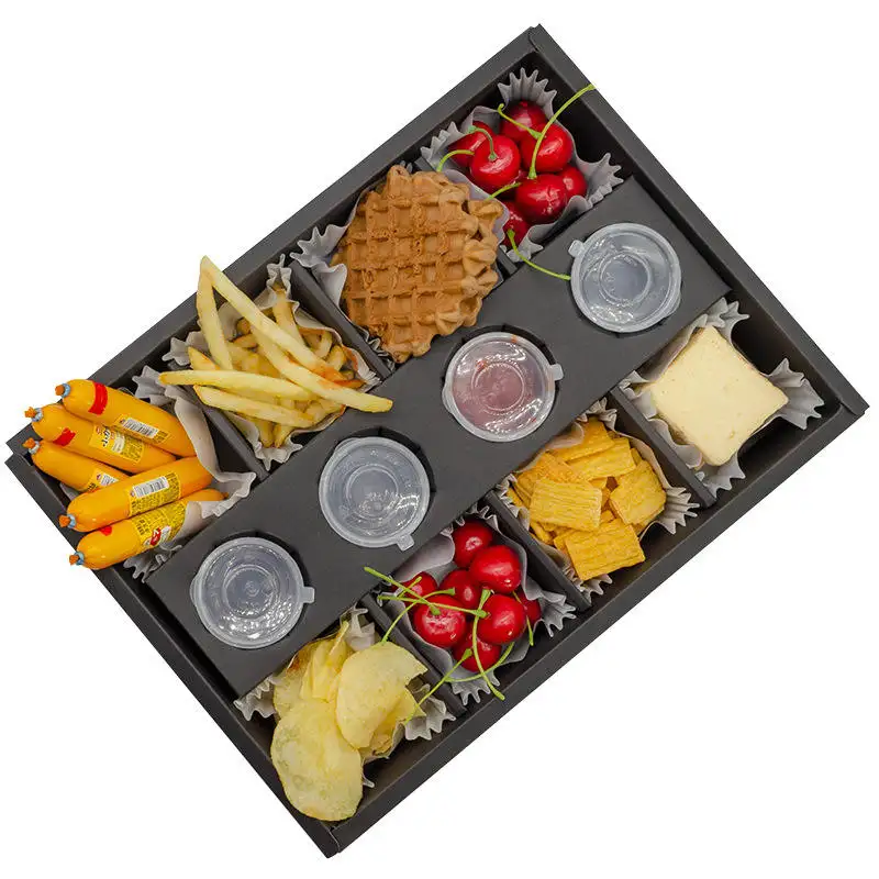 Beliebte Takeout Takeaway Paper Lunch Verpackungs behälter mit Fächern Mixed Breakfast Platter Box mit Trennwänden