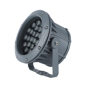 ไฟสปอร์ตไลท์ LED สำหรับภายนอกอาคาร 48W ยี่ห้ออิคาวะ รุ่นกันฝน สำหรับสวนหย่อม ต้นไม้ และสนามหญ้า - Product Image 2