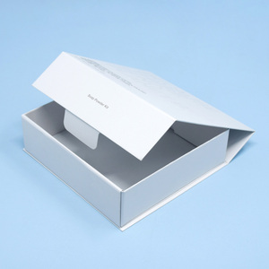 Custom Luxury Cosmetic Box Recycled Folding <b>Paper</b> <b>Packaging</b> With Magnetic Closure Gold Foil Embossing Stamping for Gifts - Product Image 1