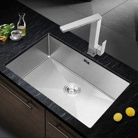 Vermonhouzz Évier de cuisine fait main en acier inoxydable avec égouttoir à eau Évier de cuisine ultramoderne de luxe Évier de cuisine de style moderne