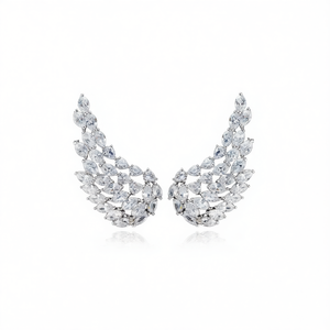 Orecchini a polsino con ali in cristallo bianco champagne taglio marquise per donna, gioielli alla moda per feste con montatura a griffe - Product Image 1