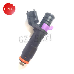Inyector de Combustible 25181804 para Vehículos Chevrolet - Product Image 1