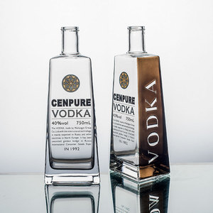 <span class=keywords><strong>Prix</strong></span> d'usine Pisco Rum 750ml Bouteilles de liqueur en verre avec logo - Product Image 1