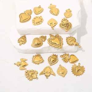 Ciondolo a cuore placcato in oro acciaio inossidabile per collana braccialetto fai da te accessori gioielli fatti a mano - Product Image 1