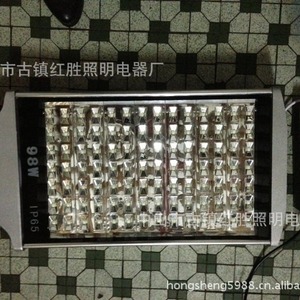 Farola LED de 98W, Aleación de Aluminio Tipo III, 120Lm/W, Alimentación CA, 50000H de Vida Útil, Certificación CE - Product Image 3