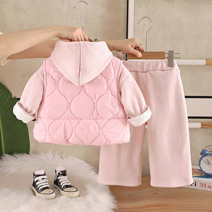 Set Invernale Caldo e Spesso in 3 Pezzi, Gilet Imbottito alla Moda in Lana Pettinata, Outfit Carino e Confortevole per Bambine - Product Image 4