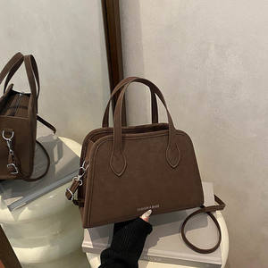 Nouveau Sac à Main Décontracté Femme en Daim Couleur Unie Style Rétro, Tendance 2026 Europe et Amérique, Sac Bandoulière <span class=keywords><strong>Pas</strong></span> <span class=keywords><strong>Cher</strong></span> - Product Image 6