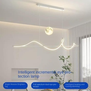 Lustre moderne nordique à bande longue avec hauteur réglable, luminaire suspendu en fer de taille moyenne à LED pour salle à manger et bar - Product Image 2