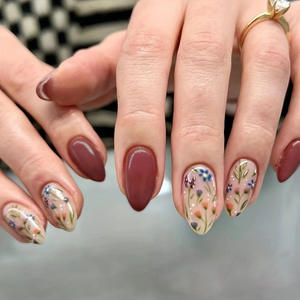 Faux ongles à presser en forme d'amande, 24 pièces, motif floral, ongles à presser, couverture complète, colle à appliquer, faux ongles floraux mignons à coller pour femmes - Product Image 1