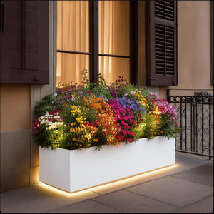 Jardinières extérieures élégantes et modernes pour la plantation sur les terrasses et cours éclairées des communes - Product Image 5