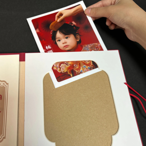 <span class=keywords><strong>Kit</strong></span> Complet <span class=keywords><strong>de</strong></span> Souvenirs <span class=keywords><strong>de</strong></span> Croissance <span class=keywords><strong>de</strong></span> Bébé - Album Photo + Station Empreintes <span class=keywords><strong>de</strong></span> Mains et <span class=keywords><strong>de</strong></span> Pieds + Bocaux à Souvenirs pour Cordon et Cheveux - Product Image 2