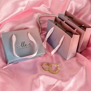 Bolsas de Regalo al por Mayor, Bolsa con Logotipo Personalizado, Bolsa de Papel Blanca de Lujo para Comercio Minorista, Bolsa de Compras para Boutique con Impresión - Product Image 2