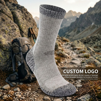 Chaussettes de randonnée en laine mérinos avec logo personnalisé, chaussettes de sport d'hiver chaudes et résistantes aux ampoules, avec coussin thermique épais pour les activités de plein air et le trekking