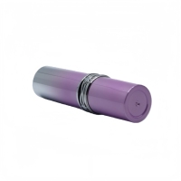 Tube de rouge à lèvres vide Yuecai, dégradé lavande argenté, effet ombré chromé, avec col embossé et embout incliné, vente en gros