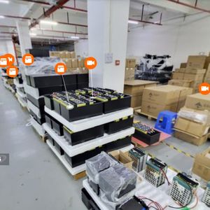 12V 12.8V <span class=keywords><strong>24V</strong></span> 25.6Vリチウム電池パック100Ah200Ah 2560WH 2.56KWHボートおよび電動フォークリフト用 - Product Image 5