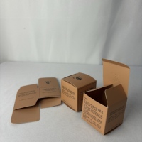 Boîte en carton kraft recyclé personnalisée avec un effet UV coloré et gaufré, boîtes en papier pliables pour l'emballage de savon, fabrication artisanale