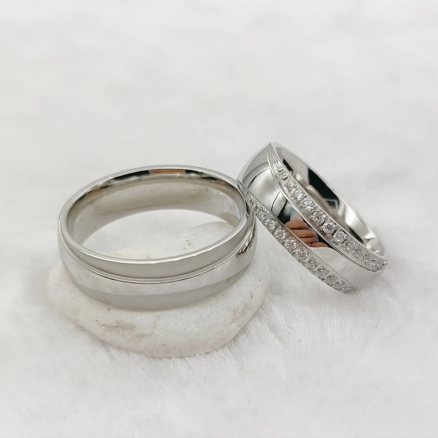 ชุดแหวนแต่งงานประดับเพชรซีแซดสำหรับผู้หญิงและผู้ชายเครื่องประดับสแตนเลสงาน316L ทำจากเงินสำหรับ Mne และผู้หญิง