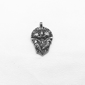 Collier pendentif loup Yunnique en acier titane pour homme, design animalier, style hip-hop, idéal pour les soirées - Product Image 5