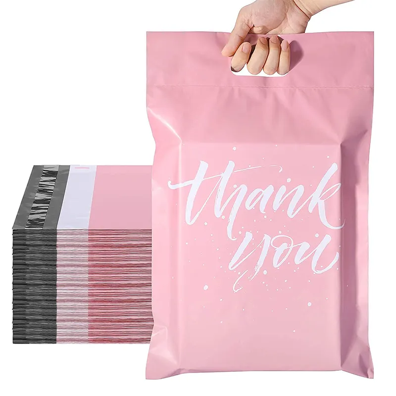 कस्टम लोगो कपड़े पैकेजिंग मेलिंग बैग पॉली गुलाबी मेलर कूरियर शिपिंग लिफाफे हैंडल के साथ हैंडल