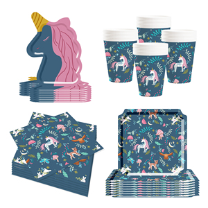 Décorations d'anniversaire licorne DAMAI comprenant des assiettes à dîner, des assiettes à dessert, des serviettes, des gobelets, une bannière et une nappe pour kit de fête licorne pour 8 personnes - Product Image 3