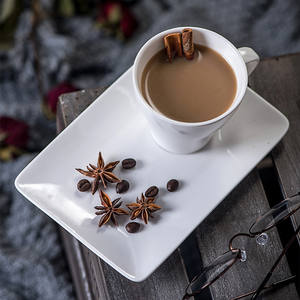 トレイ磁器ティーカップとソーサー朝食ミルクアフタヌーンティーカップセット付きの豪華なセラミックコーヒーマグ - Product Image 3