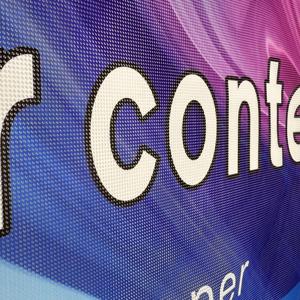 Vente en gros <span class=keywords><strong>de</strong></span> bannières en maille portables Bannières flexibles pour événements intérieurs et extérieurs Panneau d'affichage pour chantier avec épreuvage <span class=keywords><strong>gratuit</strong></span> - Product Image 5