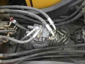 รถขุดมือสอง VOLVO EC210B EC210 ประสิทธิภาพสูง อุปกรณ์ก่อสร้างหนัก เครื่องจักรกลวิศวกรรม สต็อกจีน CE - Product Image 4