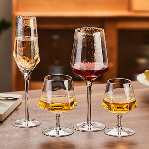 Set di 6 Bicchieri da Vino in Cristallo Esagonale Ambrato Rosa Senza Piombo con Bordo Dorato e Texture Martellata, Set di Bicchieri Highball per <span class=keywords><strong>Acqua</strong></span> di Lusso Minimalista - Product Image 2