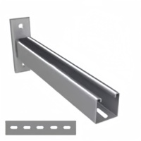Support mural robuste HDG avec bras cantilever pour système de support de chemin de câbles