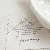 Boucles d'oreilles clous géométriques pour femmes, motif floral en éventail avec grappe de CZ blancs, plaqué or blanc 18 carats, bijoux de mode pour soirée