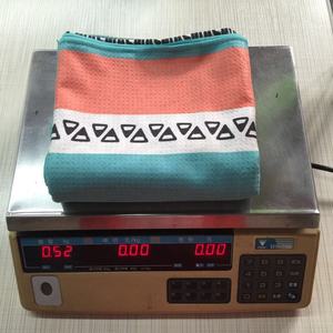 <span class=keywords><strong>Serviette</strong></span> <span class=keywords><strong>de</strong></span> <span class=keywords><strong>plage</strong></span> en microfibre <span class=keywords><strong>de</strong></span> daim imprimé par Sublimation, à séchage rapide, en plastique recyclé, sans sable, avec Logo - Product Image 5