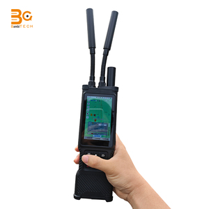 เครื่องตรวจจับโดรนแบบพกพา 700MHz 6GHz เครื่องตรวจสอบสัญญาณแบบเต็มย่านความถี่ พร้อมเสาอากาศแบบกำหนดทิศทาง สำหรับสถานที่สาธารณะ - Product Image 1