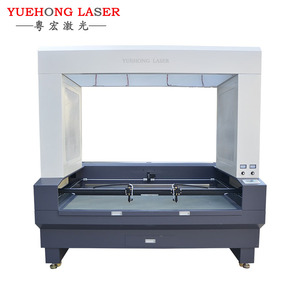 Thêu Phù Hiệu Vải Dệt May Vải Nhãn YH1810 Tầm Nhìn CCD <span class=keywords><strong>Laser</strong></span> Máy Cắt Giá Để Bán - Product Image 1