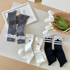 <span class=keywords><strong>Calze</strong></span> al ginocchio in maglia a rete <span class=keywords><strong>con</strong></span> logo personalizzato, stile Sweet Lolita, <span class=keywords><strong>con</strong></span> volant in pizzo e <span class=keywords><strong>fiocco</strong></span> a nastro per ragazze - Vendita all'ingrosso - Product Image 1