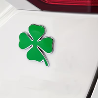 Emblème de décoration de voiture trèfle à quatre feuilles porte-bonheur avec autocollant 3M, emblème de logo en alliage métallique personnalisé, autocollants