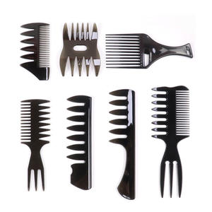 Meilleure vente Ensemble de peignes de <span class=keywords><strong>coiffeur</strong></span> professionnel pour hommes avec cheveux gras Brosse à cheveux de salon à dents larges avec manche en plastique - Product Image 1